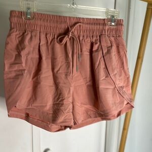 Women's Pink Shorts Anna-Kaci size medium‎